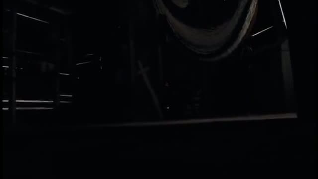 Orphan 9. Fragmanı